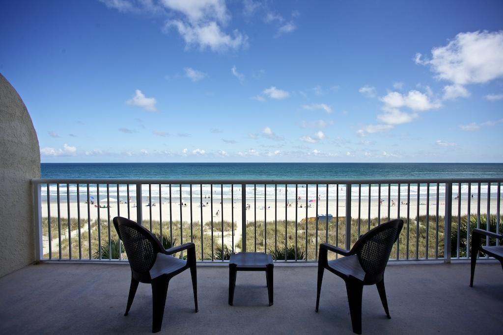 Club Wyndham Westwinds Hotel Atlantic Beach Room photo